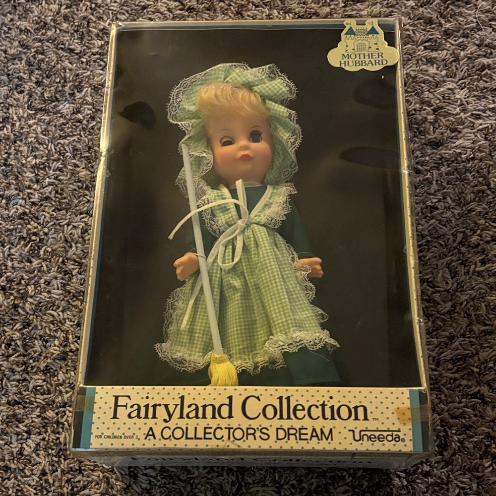 Fairyland Collection Mother Hubbard Doll in Green - Uneeda